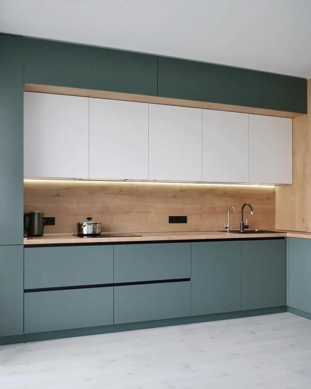 Hob elevation with continuous timber splashback and white upper bank - bespoke joinery by Royalwoods Interiors, Nairobi